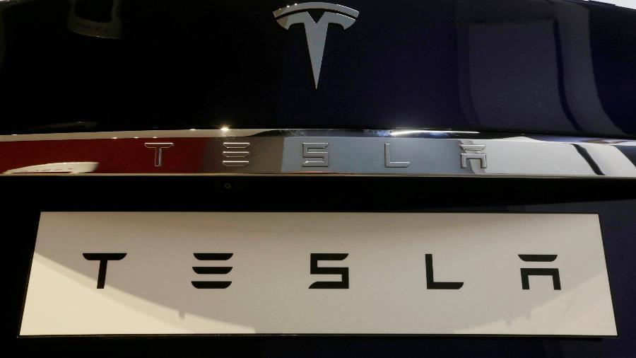Tesla: Impulsionada por fortes vendas e um bom lucro, as ações da Tesla saltaram mais de oito vezes no ano passado - Jason Reed/Reuters