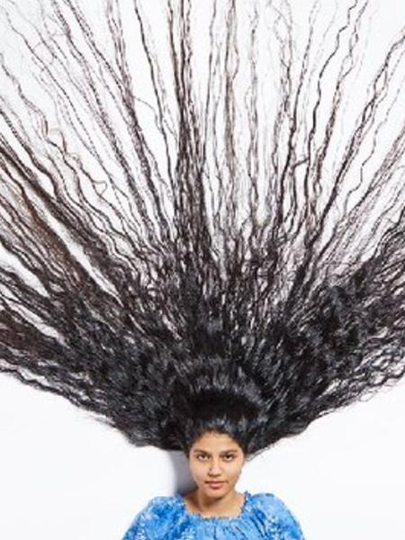 Nilanshi Patel tem fios de cabelo de 2 m - Guinness World Records/Divulgação
