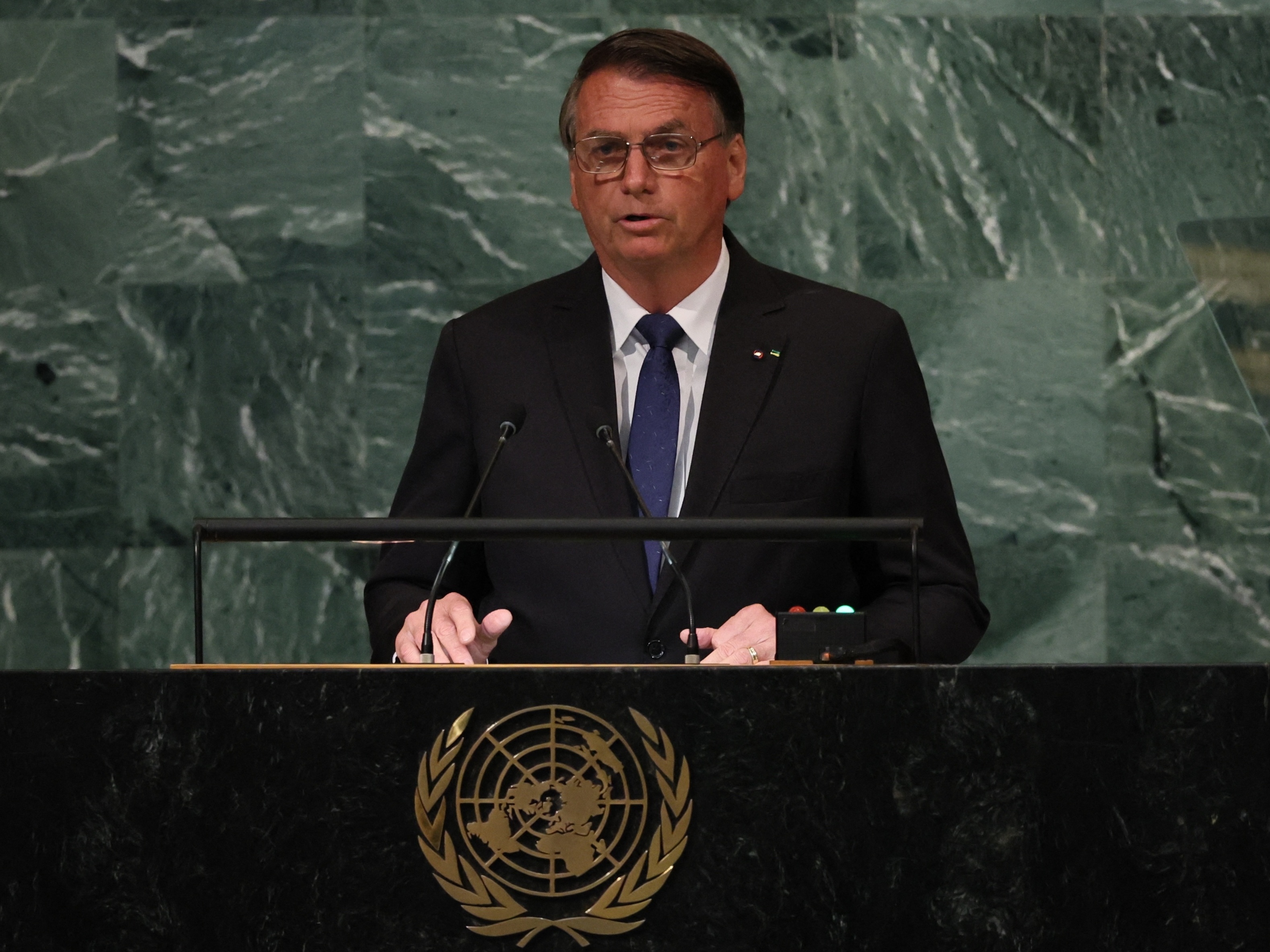 Deslumbre e ressentimento marcam a recente turnê internacional de Bolsonaro