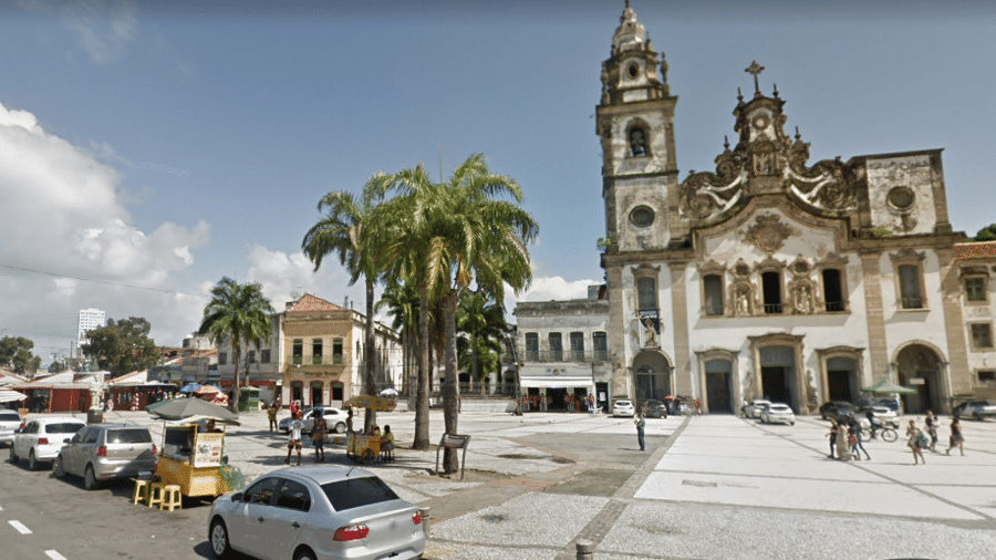 Turistas foram abordados pelos suspeitos enquanto passeavam em uma área turística da região central de Recife - Reprodução/Google Maps