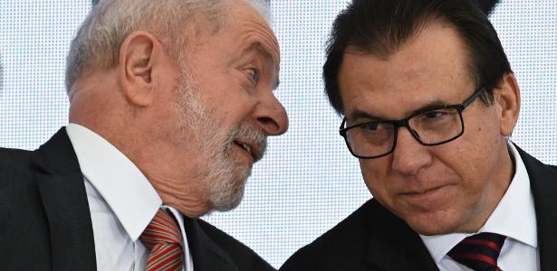 'É plenamente possível aprovar fim da escala 6x1 neste ano', diz ministro