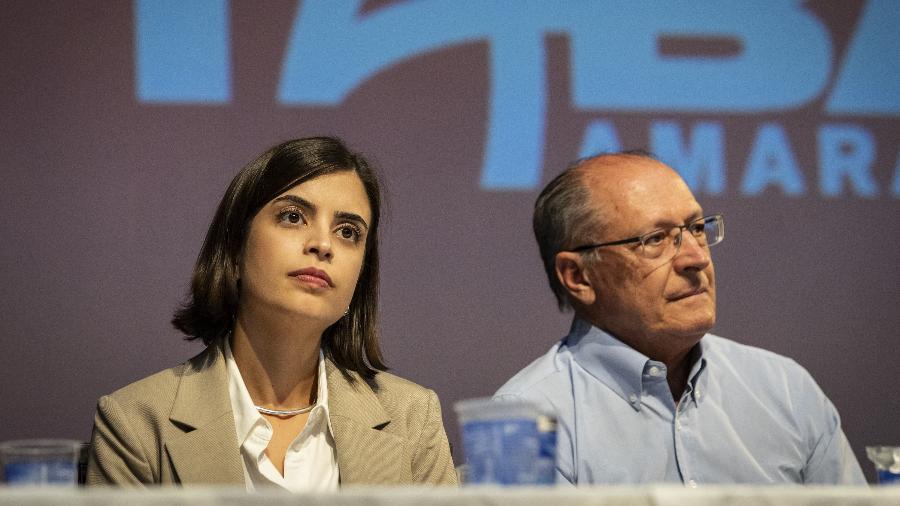 1º.mai.2024- Tabata Amaral e Geraldo Alckmin, no lançamento dos grupos de trabalho que serão responsáveis pelo plano de governo da pré-candidatura dela à Prefeitura de São Paulo