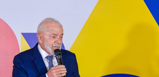 Entrevista: Lula diz que governo leva 'muito a sério' controle da inflação