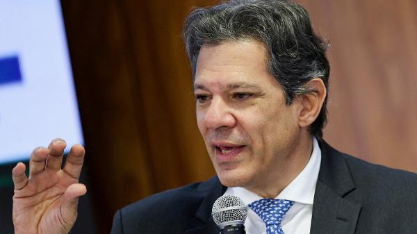 O ministro Fernando Haddad participa de audiência na Câmara dos Deputados