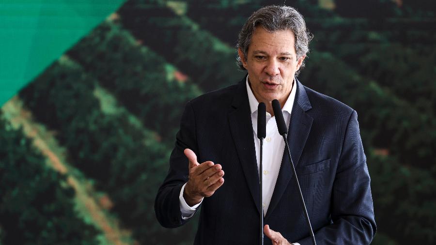 01/07/2025 - O ministro da Fazenda, Fernando Haddad, participa do lançamento do Plano Safra 2025/26, no Palácio do Planalto. 01/07/2025 - O ministro da Fazenda, Fernando Haddad, participa do lançamento do Plano Safra 2025/26, no Palácio do Planalto.