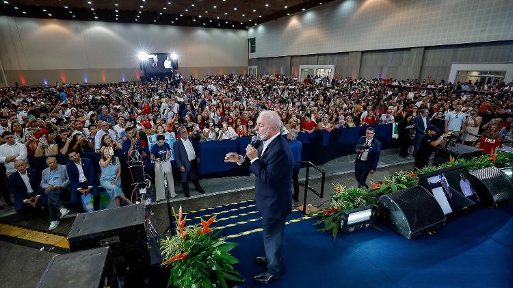 Lula falou sobre o data center do TikTok durante cerimônia no Centro de Eventos do Ceará Lula falou sobre o data center do TikTok durante cerimônia no Centro de Eventos do Ceará