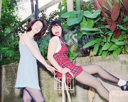 Baby do Brasil (à época, conhecida como Baby Consuelo) e sua filha Sarah Sheeva, no Estúdio Verde, em Laranjeiras, Rio de Janeiro, em 1995 - Alcyr Cavalcanti/Folhapress - Alcyr Cavalcanti/Folhapress