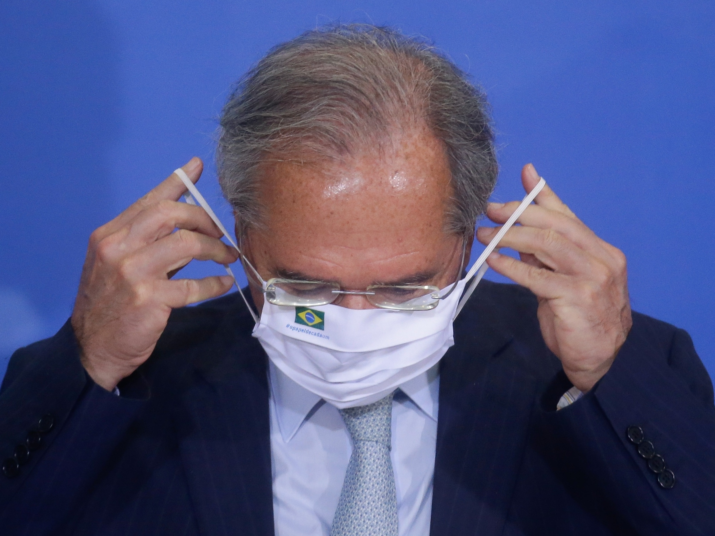 Oposição pede que MP apure conduta de Guedes e presidente do BC