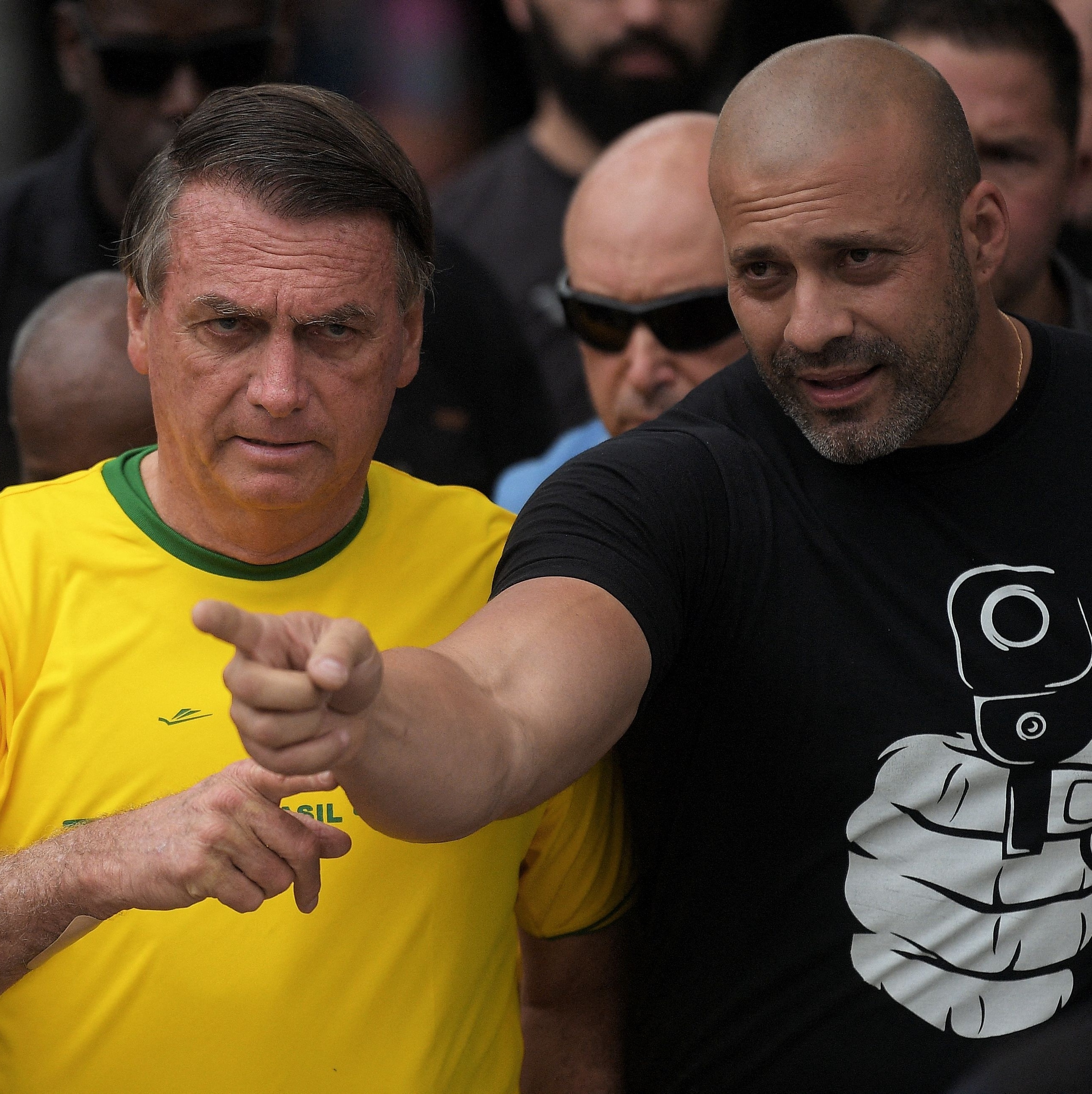 Ô animal, votei em você': Bolsonaro a Daniel Silveira, que está