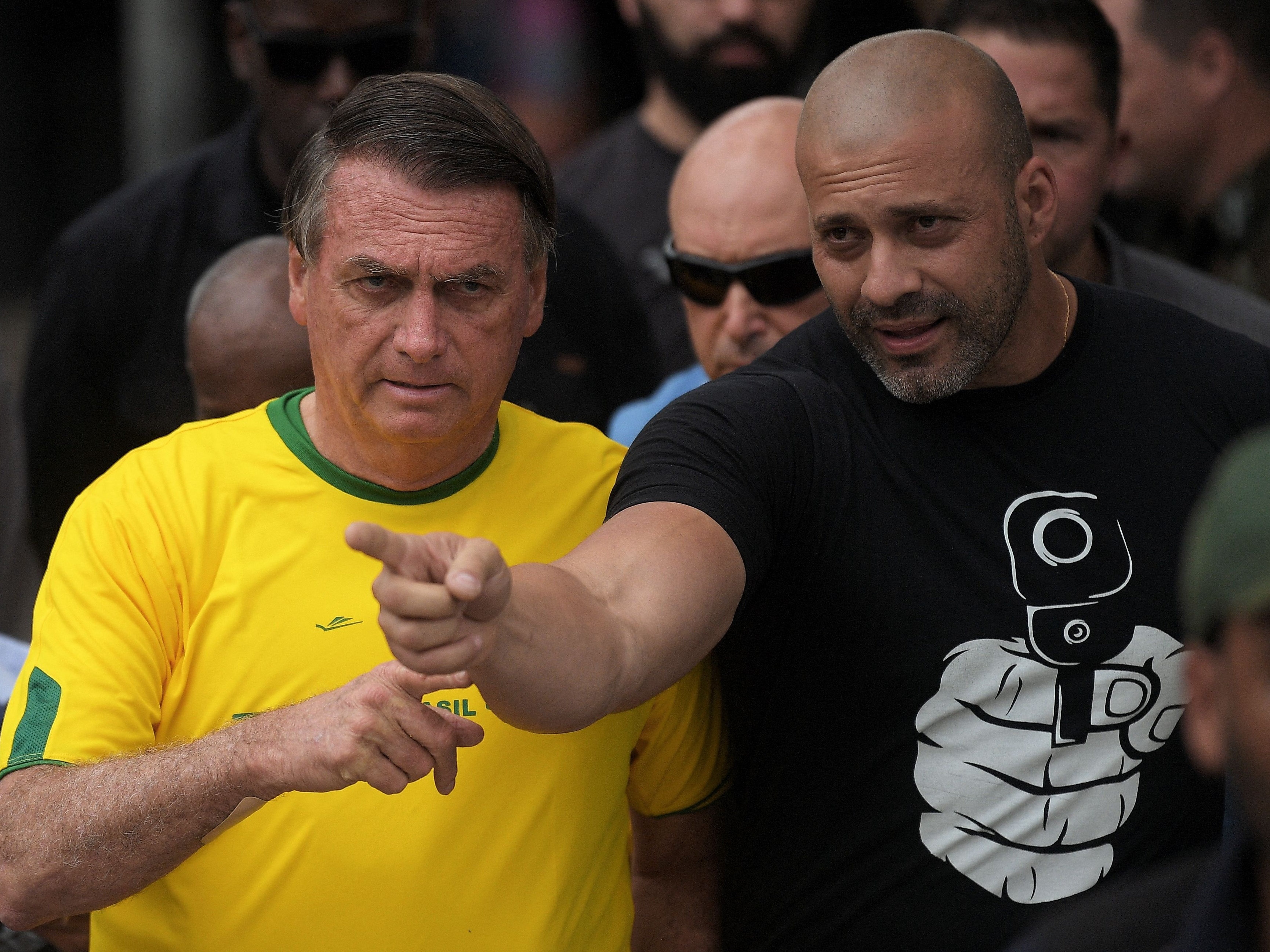 O Jogo de xadrez 4D de Bolsonaro  Uma análise interessante do que