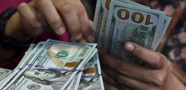 Dólar engata nova alta e supera R$ 5,50 pela primeira vez desde outubro