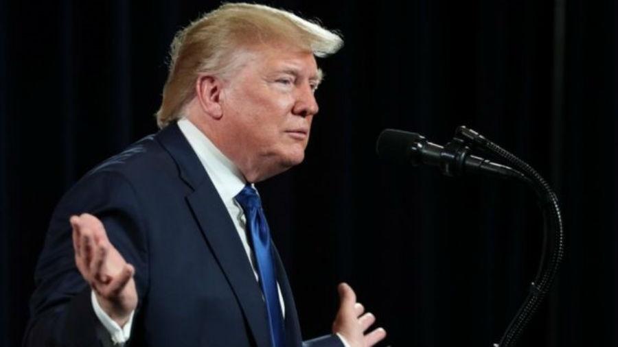 Trump nega as acusações, afirmando se tratar de uma "caça às bruxas" - Reuters