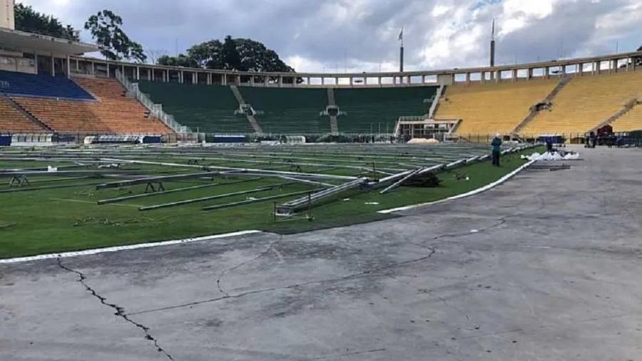 Estruturas em construção para criação de hospital no estádio do Pacaembu - Beatriz Oliveira/Allegra Pacaembu