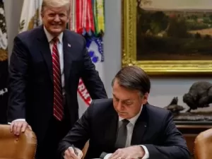 Bolsonaro se humilha diante de Trump para manter controle da direita