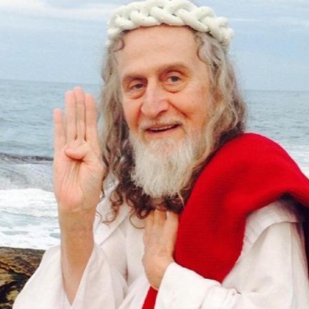 Religioso Inri Cristo mudou oficialmente de nome em seu RG; seu nome anterior era Álvaro Religioso Inri Cristo mudou oficialmente de nome em seu RG; seu nome anterior era Álvaro