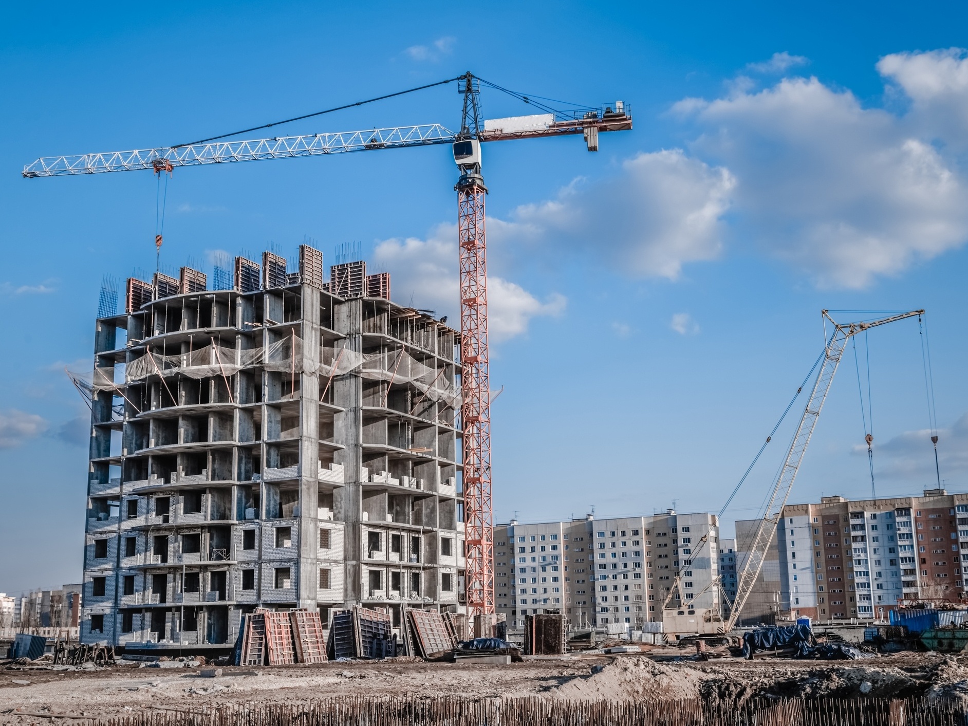 Dia da Construção Civil é marcado por ação social no clube do