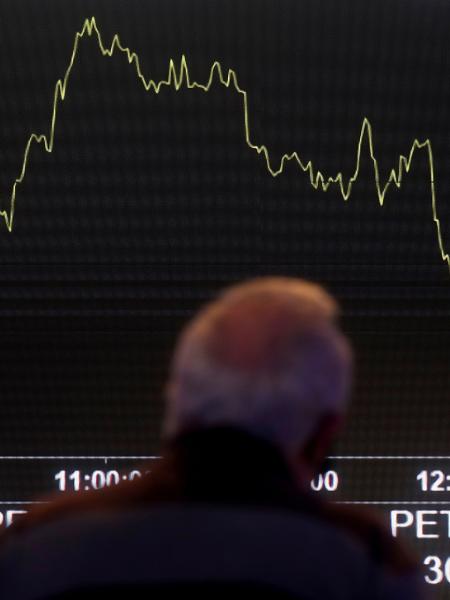 Analistas apontam ações da Bolsa que podem se beneficiar com os juros elevados - Amanda Perobelli/Reuters