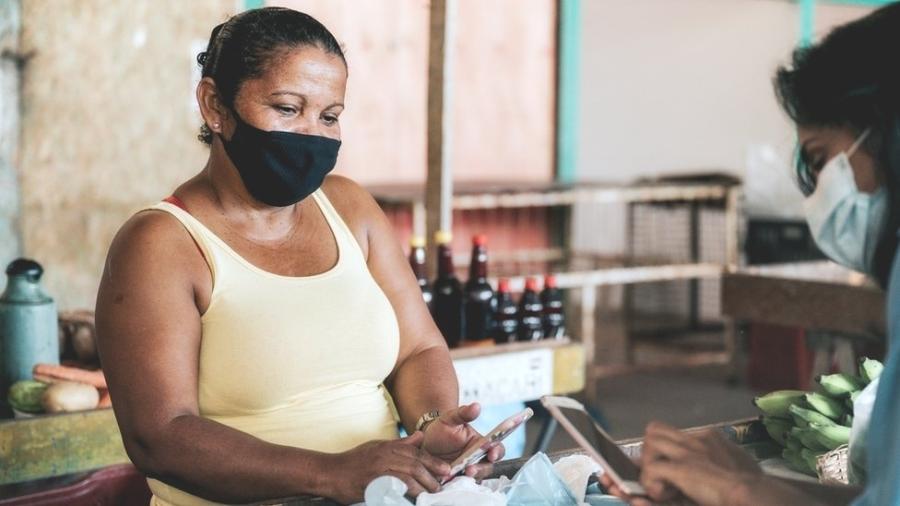 Aumento da informalidade após pandemia explica fenômeno, que deve ser transitório, segundo economista - Getty Images