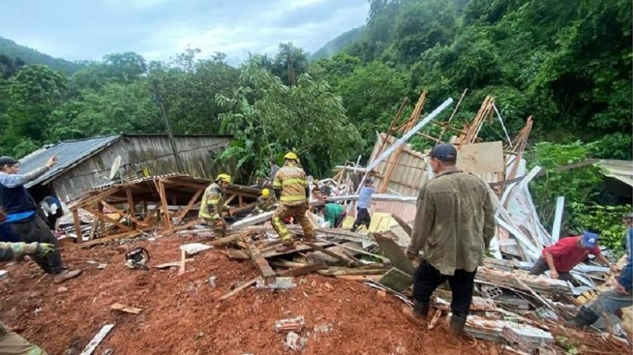 Deslizamento atingiu residência e deixou duas mulheres mortas em Gramado (RS) - Prefeitura de Gramado/19.nov.2023-Divulgação
