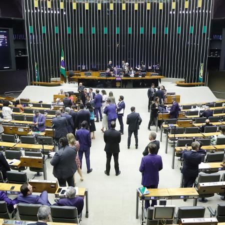 Discussão da reforma tributária no plenário da Câmara dos Deputados em 30 de outubro 2024