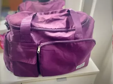 'Ótimo custo-benefício': bolsa de viagem faz sucesso por menos de R$ 50