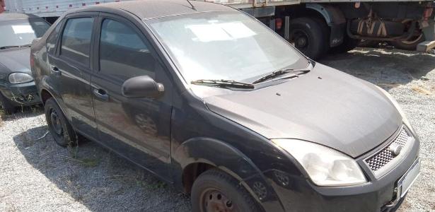 Leilão online da Receita tem Ford Fiesta por R$ 2.500 e iPhone por R$ 300