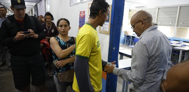Quem tem prioridade máxima para passar na frente na fila na hora de votar?