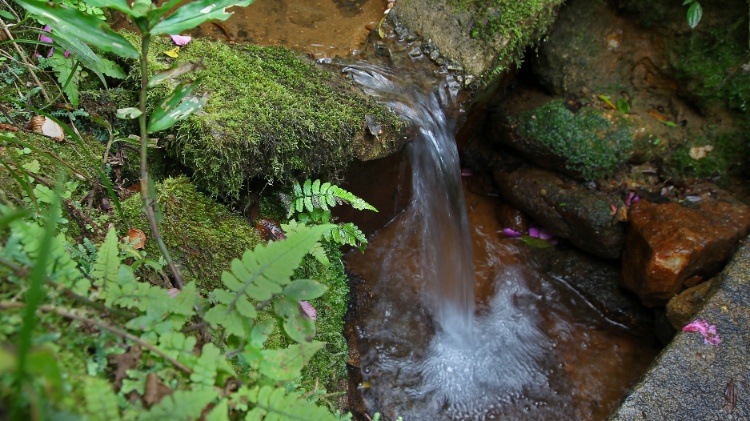 Primeira queda d'água do rio Tietê, 10 metros abaixo da sua nascente, em Salesópolis (SP)