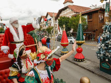 Vai ter Oktoberfest e Natal de Luz em Gramado em 2022?