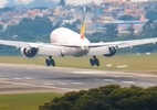 Vídeo flagra colisão de avião com ave no Aeroporto de Guarulhos - Reprodução/YouTube