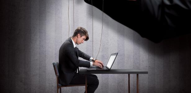 Empresa pode monitorar redes sociais e email do trabalhador? Saiba regras