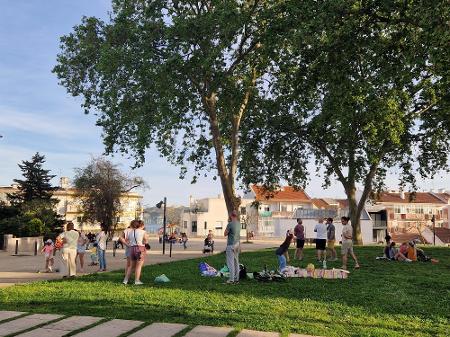 Moradores de Lisboa se reuniram em parques durante o apagão na cidade Moradores de Lisboa se reuniram em parques durante o apagão na cidade