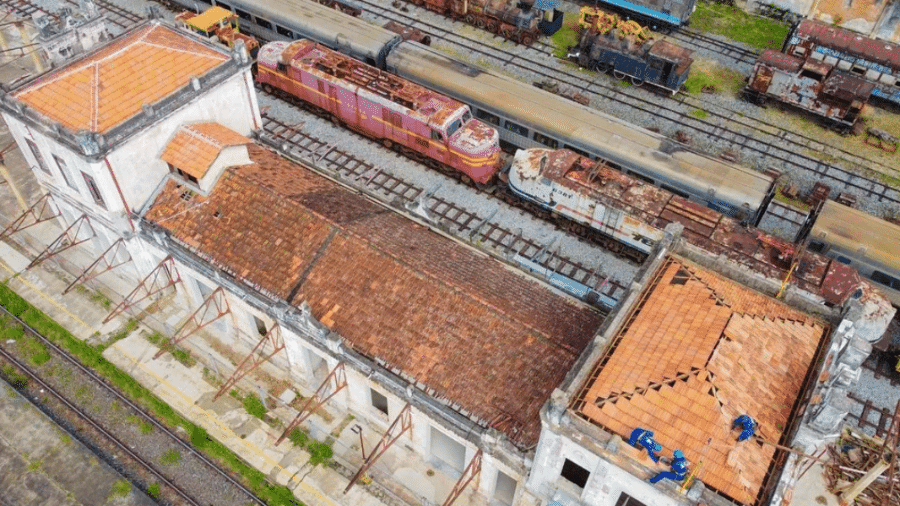 Obras na estação ferroviária central de Cruzeiro