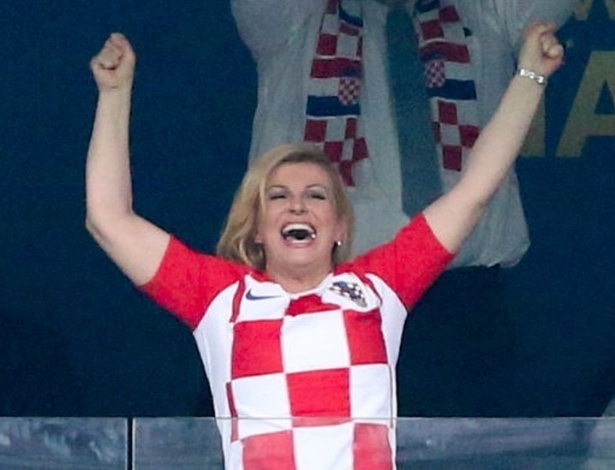 As imagens de Kolinda Grabar-Kitarović comemorando de forma efusiva na Copa correram o mundo - Getty Images