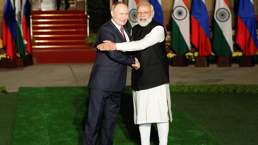 Presidente da Rússia, Vladimir Putin, se reúne com primeiro-ministro da Índia, Narendra Modi, em Nova Délhi - Adnan Abidi/Reuters