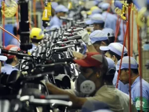 Brasil alcança recorde de 100 milhões de trabalhadores empregados, diz IBGE