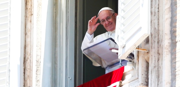 Papa Francisco apresentou Pittet e escreveu o prólogo da  biografia do suíço - Tony Gentile/ Reuters