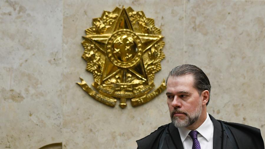 14.fev.2019 - O presidente do STF, Dias Toffoli, durante sessão no plenário da Corte, em Brasília (DF), sobre duas ações que tratam de suposta omissão do congresso em votar projeto de lei que efetive a criminalização específica para atos de homofobia e transfobia - MATEUS BONOMI/AGIF/ESTADÃO CONTEÚDO