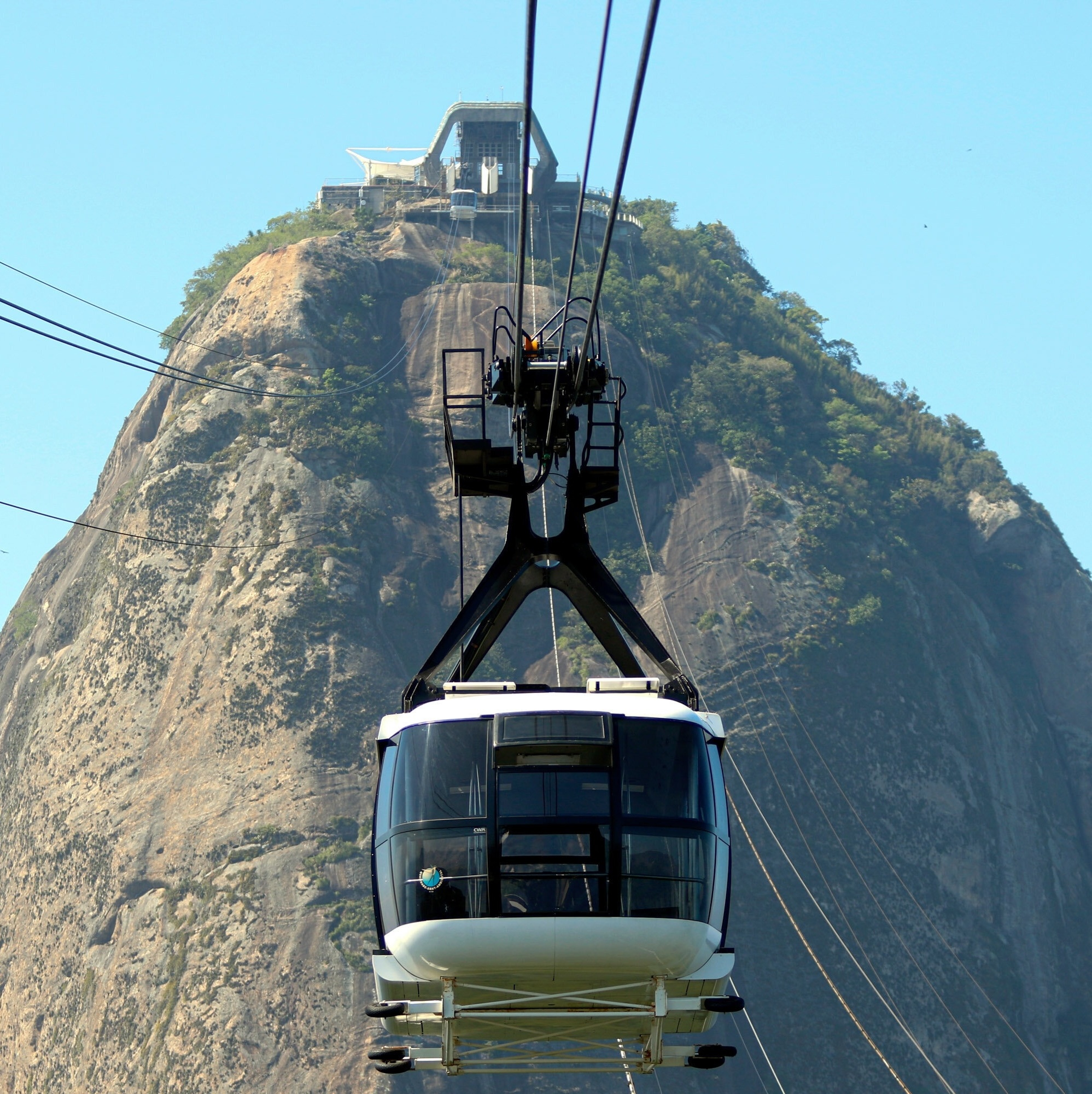 Tirolesa no Pão de Açúcar será uma aventura vertiginosa e polêmica