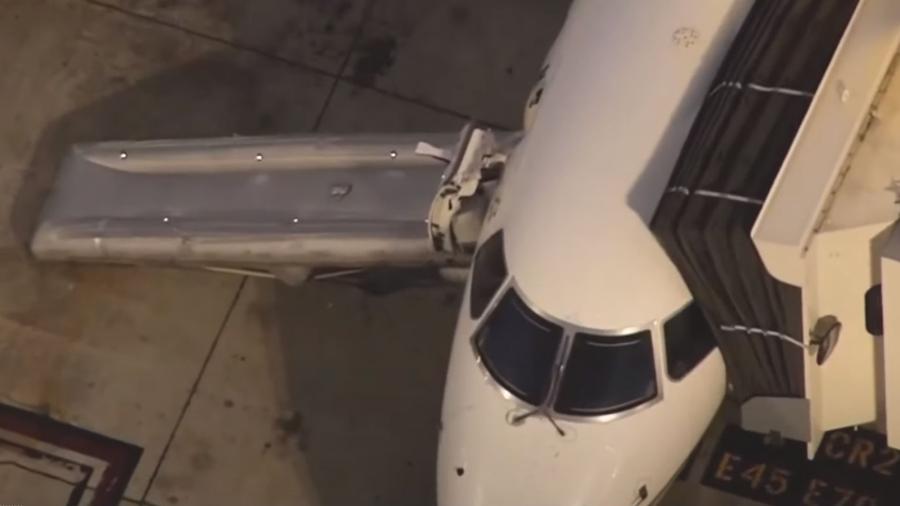Passageiro que tentou invadir cabine e pulou de avião no Aeroporto Internacional de Los Angeles afirmou estar sob o efeito de metanfetamina  - Reprodução/TODAY