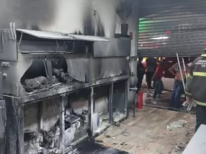 Aquário é destruído após incêndio em loja em Pouso Alegre (MG)