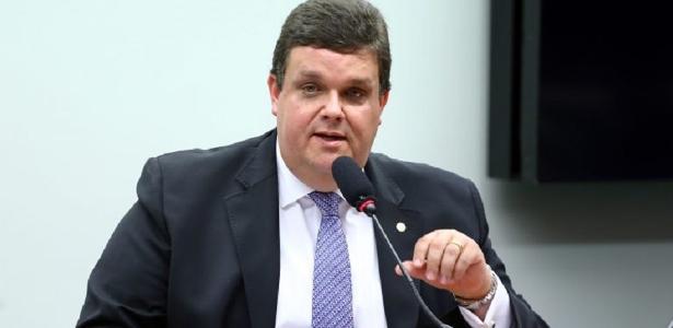 Ministro diz que brecha levou a alta na fraude ao INSS: 'Ladrão entrou'