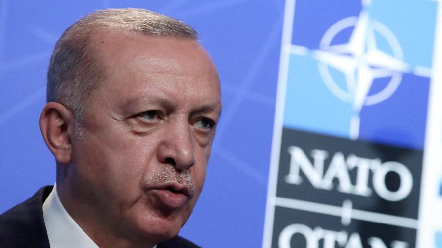 Tayyip Erdogan, presidente da Turquia, tem manifestado resistência à entrada de países nórdicos na Otan - REUTERS/Yves Herman