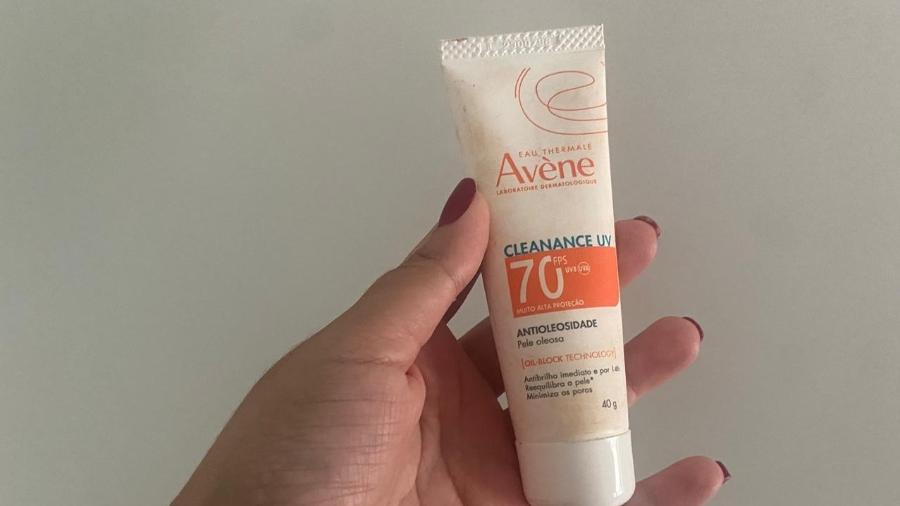 Avène Protetor Solar Cleanance FPS 70 tem textura fluida e controla a oleosidade da pele