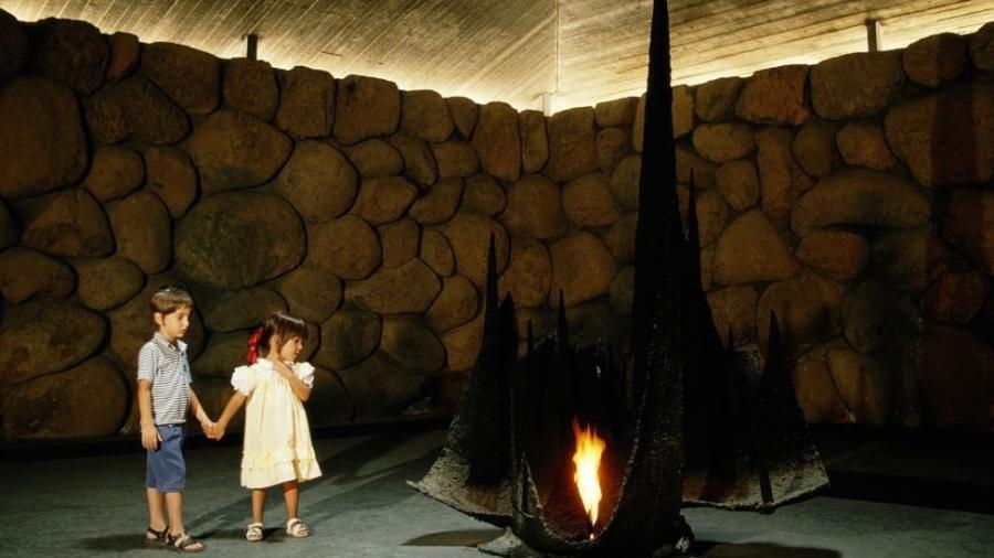 Um dos maiores eventos em memória do Holocausto neste ano acontece em Yad Vashem, em Jerusalém - Getty Images