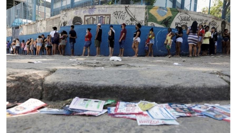 Compra de votos no Brasil resiste com uso de dinheiro, cesta básica, gasolina e até cachaça - Reuters