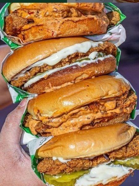 Lanchonete oferece hambúrguer grátis nos EUA durante 52 semanas - Reprodução/Instagram