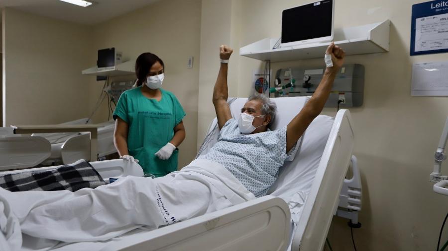 Paciente no Hospital Municipal Ronaldo Gazolla, unidade de referência para covid-19 na rede municipal do Rio - Beth Santos/Prefeitura do Rio/Divulgação