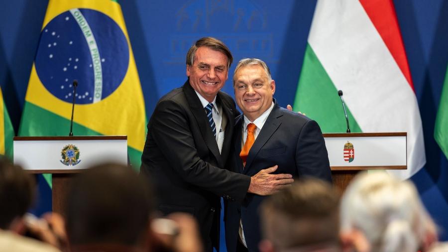 Jair Bolsonaro já disse que se sente "irmão" de Viktor Orbán - GETTY IMAGES