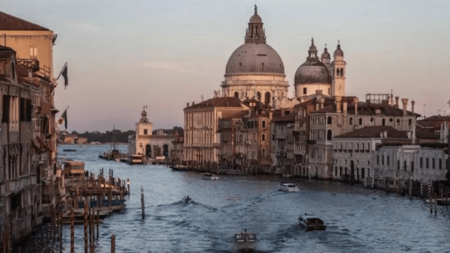 Esportes aquáticos são proibidos no Grande Canal de Veneza - GETTY IMAGES